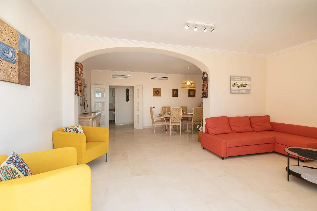 Magnifico Apartamento De 3 Dormitorios En Riviera Andaluza Estepona
