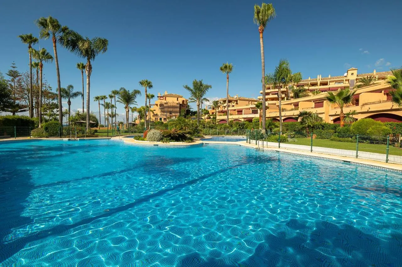 Apartment Magnifico Apartamento De 3 Dormitorios En Riviera Andaluza Estepona Spain