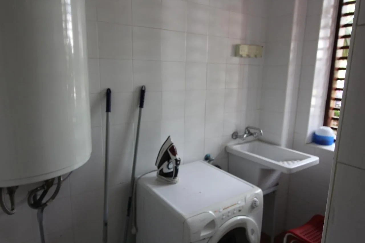 Magnifico Apartamento De 3 Dormitorios En Riviera Andaluza Estepona Apartman