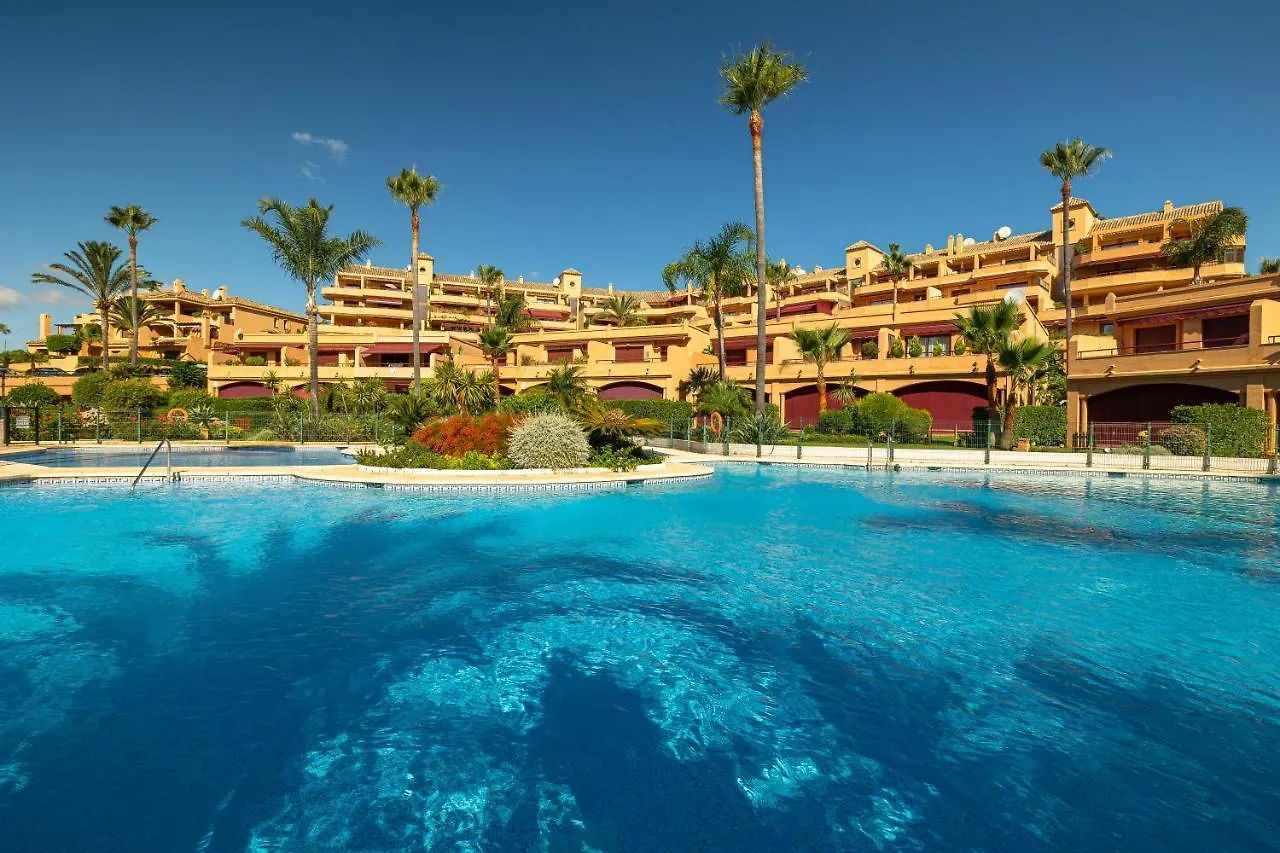 Magnifico Apartamento De 3 Dormitorios En Riviera Andaluza Estepona